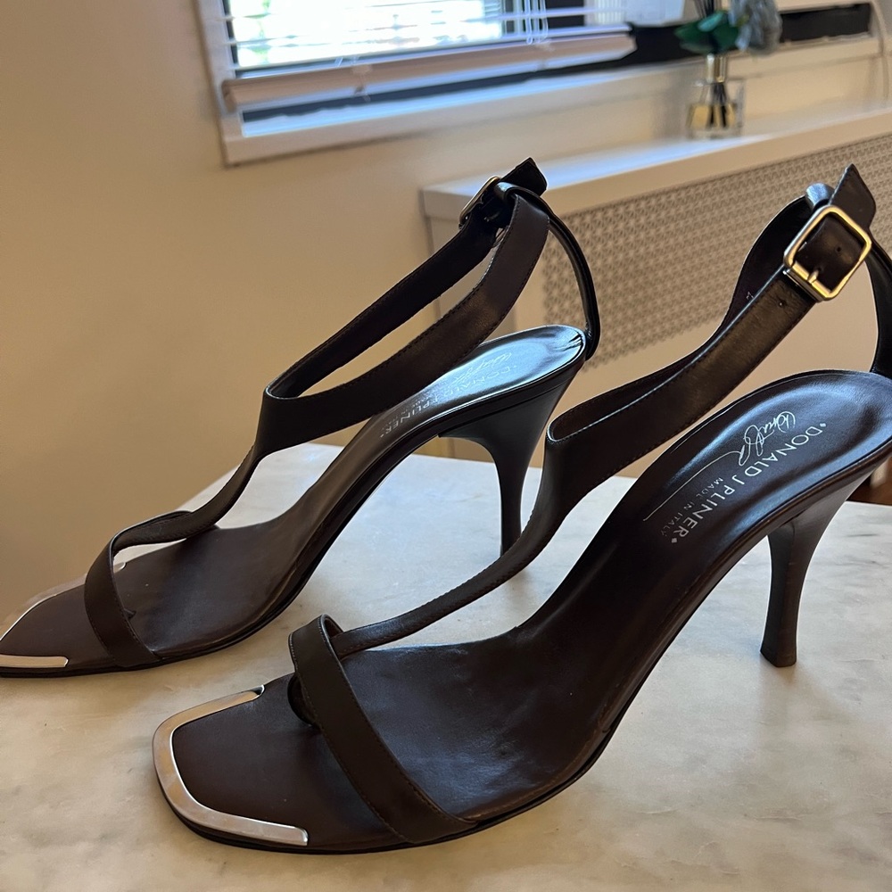 Donald Pliner size 10